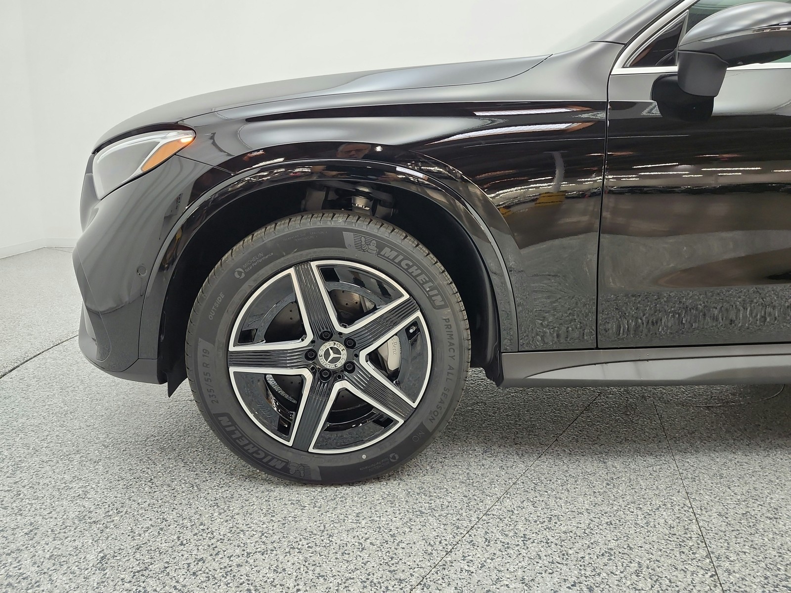 New 2026 Black Mercedes-Benz GLC 300 SUV image 15