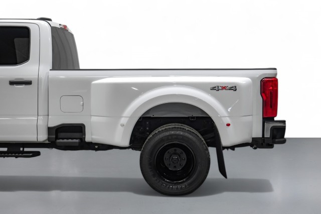 2023 Ford F-350 XLT 11