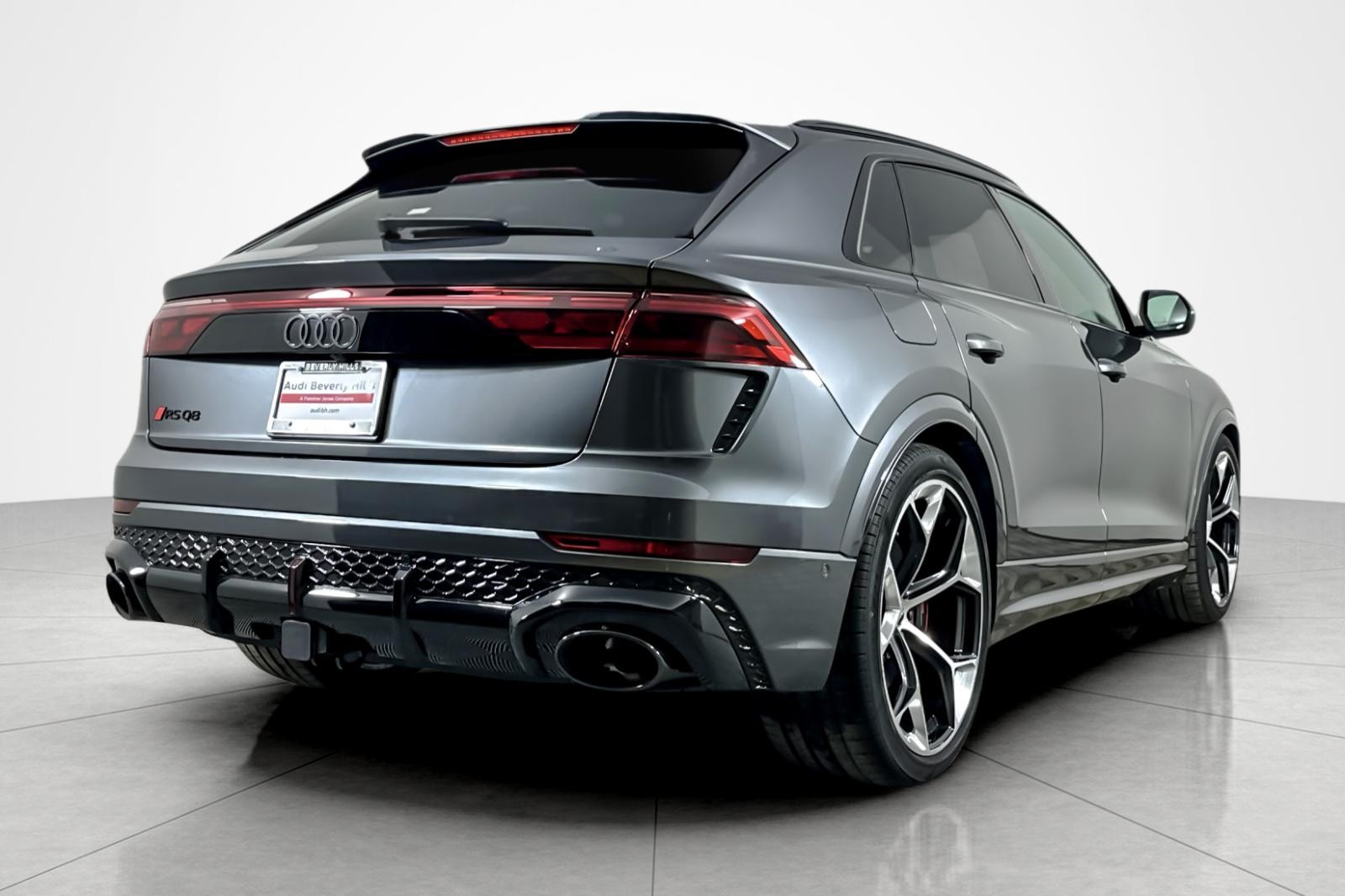 New 2026 Daytona Gray Pearl Effect Audi performance quattro image 6