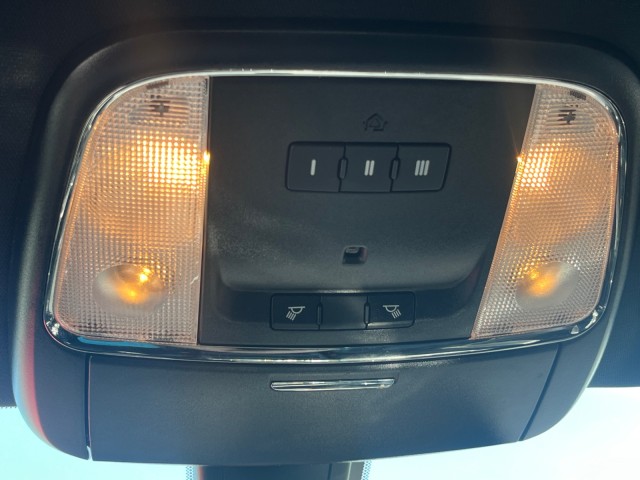 Chrysler30033