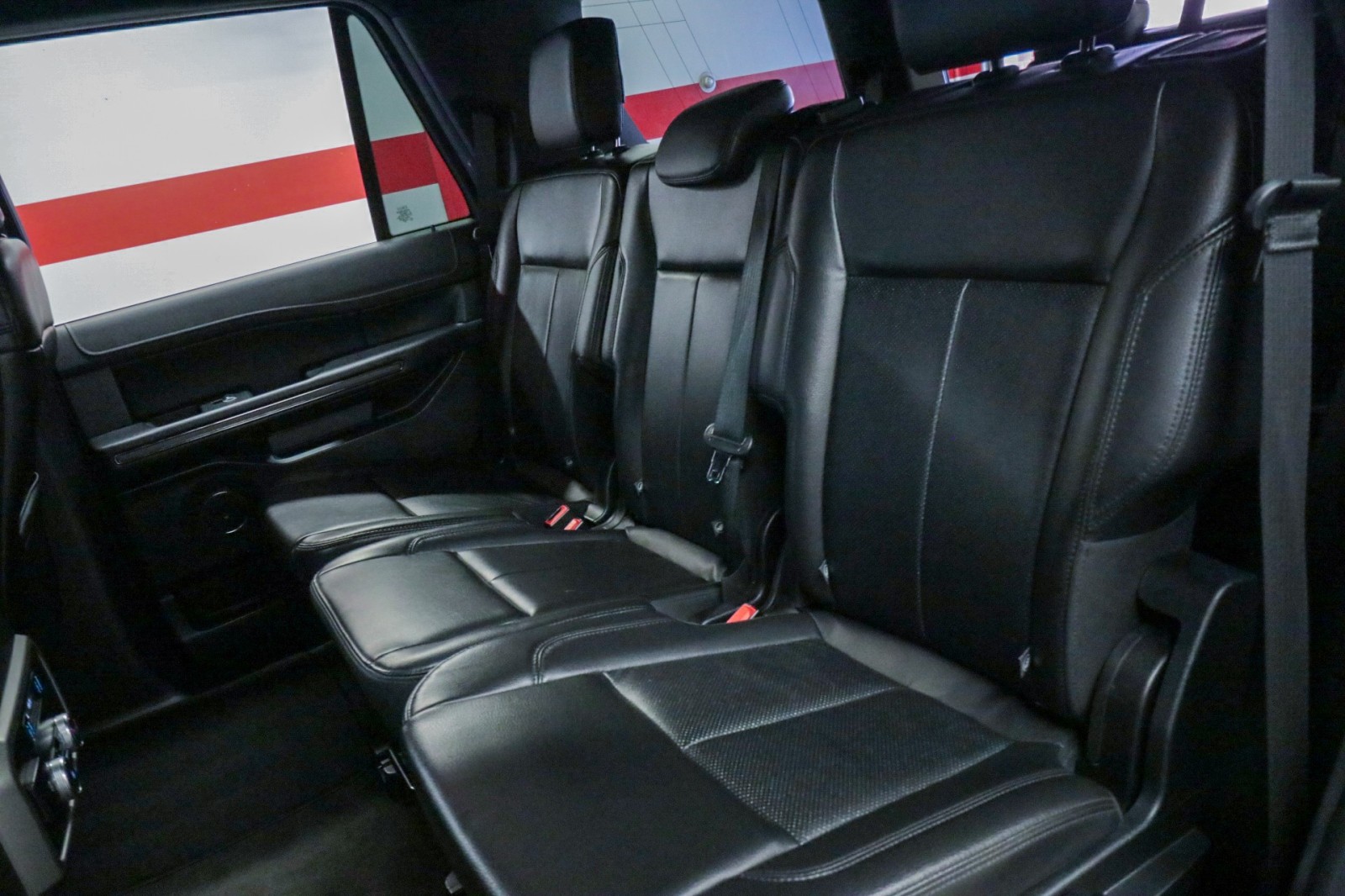 Used Car 2020 Ford Expedition  Xlt For Sale Under $30,000 In Austin, Texas