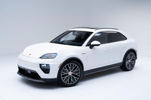 2025  Macan Electric in , 