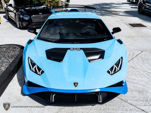 Lamborghini Huracan STO