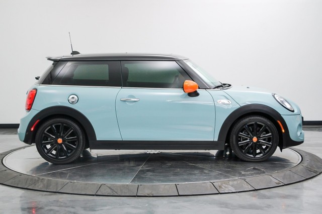 2018 MINI Hardtop 2 Door Cooper S 6