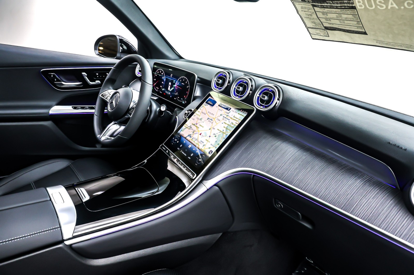 New 2026 Black Mercedes-Benz GLC 300 image 5