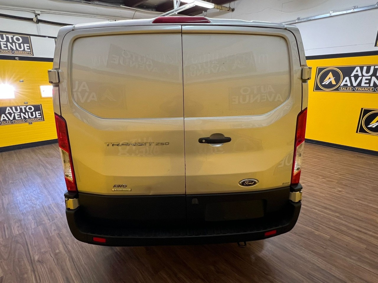 2022 Ford Transit Cargo Van
