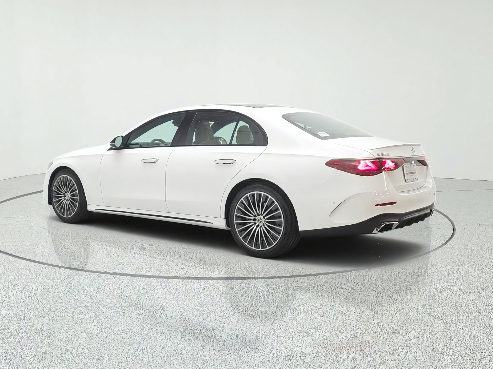 New 2027 Polar White Mercedes-Benz E 350 RWD Sedan image 7