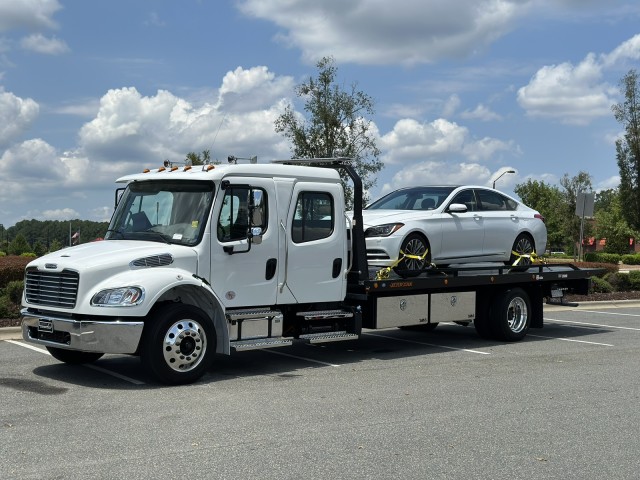 2024 Freightliner M2 Crew Cab Custom 22'  Rollback  in , 