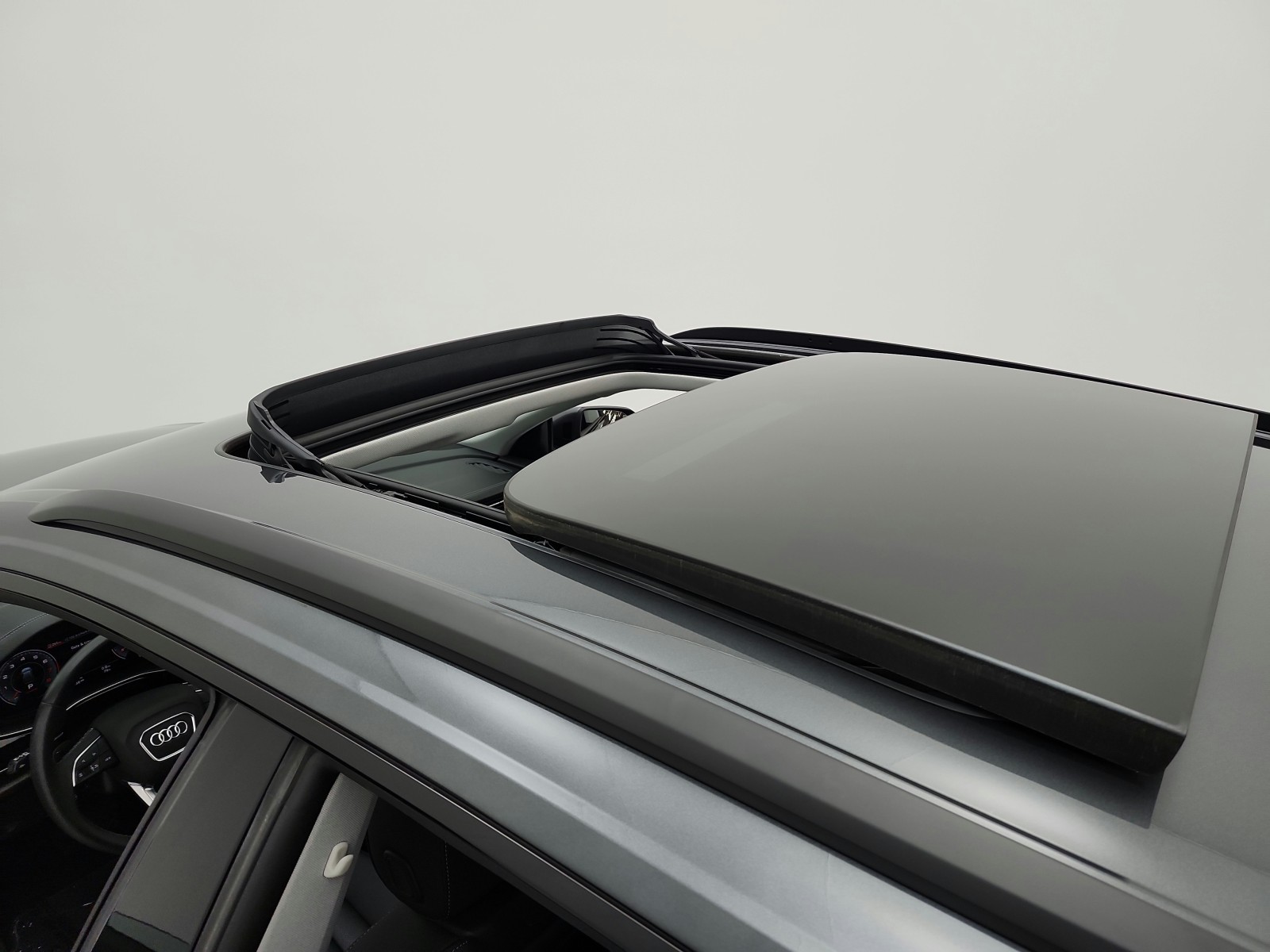 Used 2023 Daytona Gray Pearl Effect Audi Premium Plus 55 TFSI quattro image 11