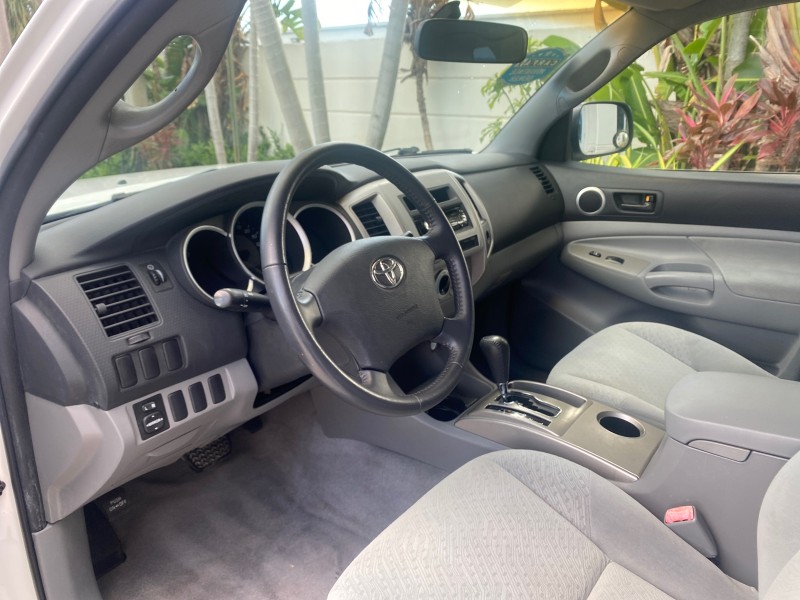 2005 Toyota Tacoma LOW MILES 58,735 X CAB in , 