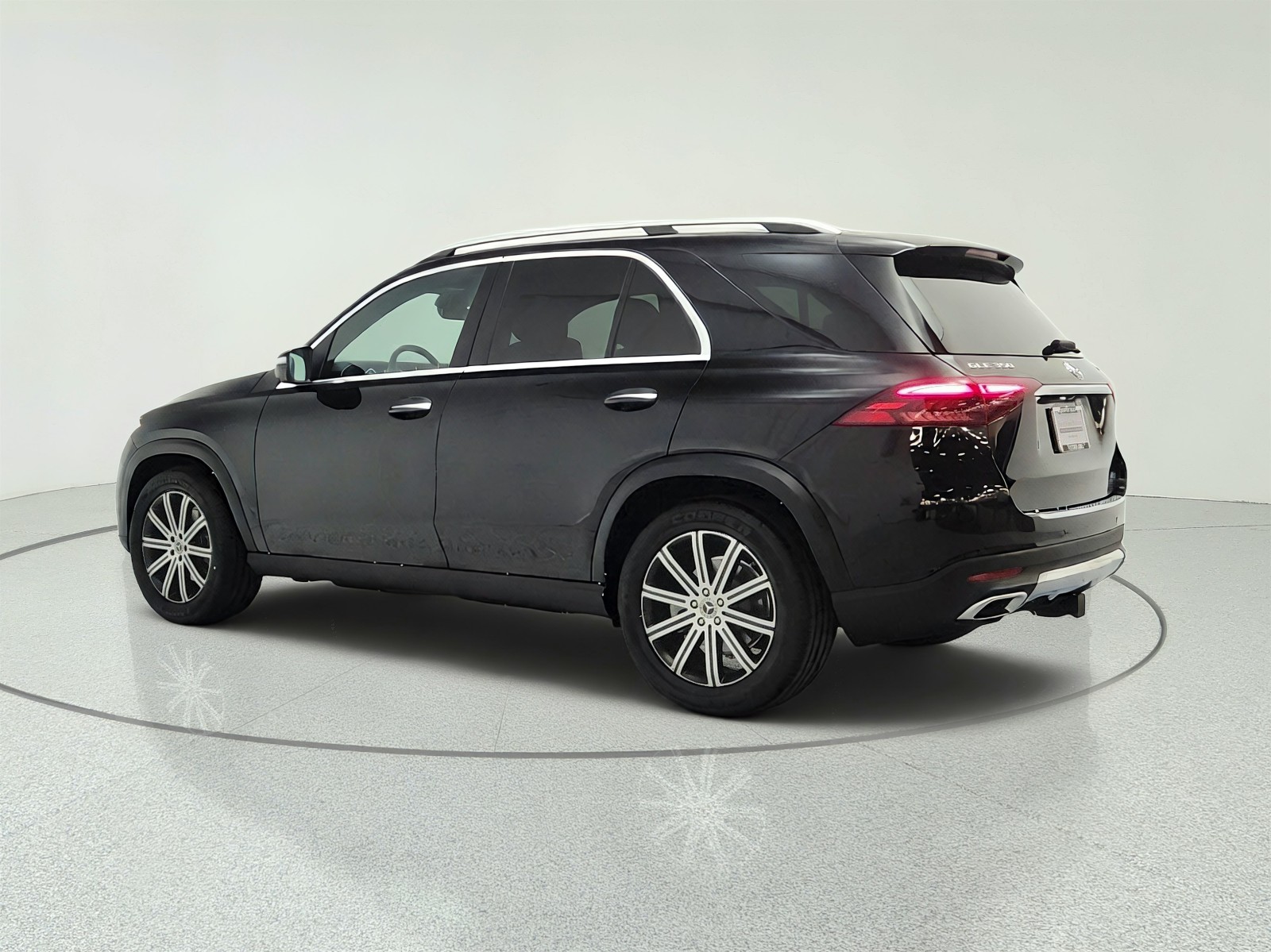 Certified Used 2024 Black Mercedes-Benz GLE 350 4MATIC® SUV image 7