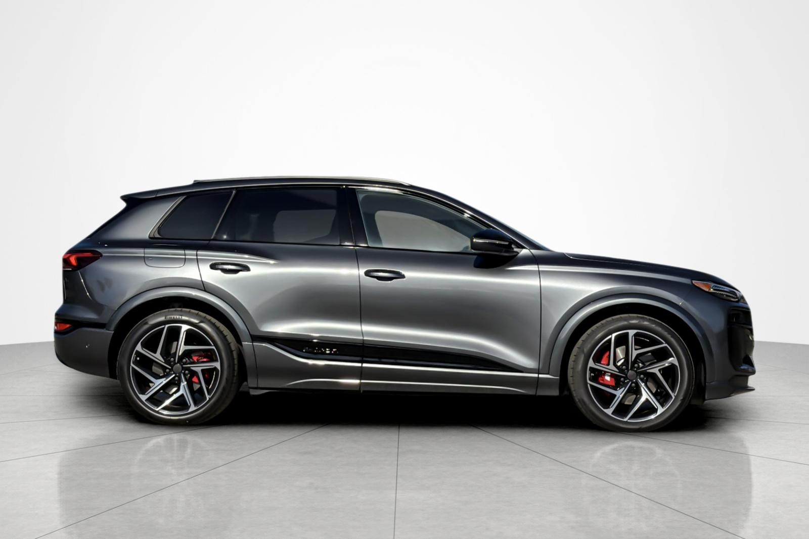 New 2027 Daytona Gray Pearl Effect Audi Premium Plus quattro image 7