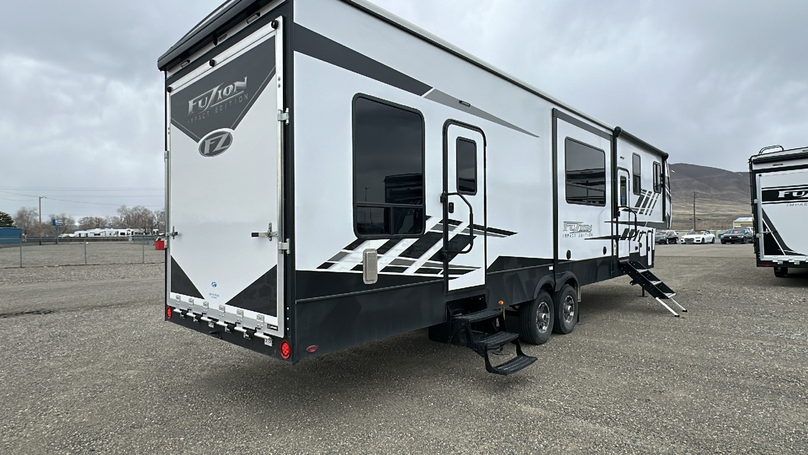 2024 Keystone Impact 367 - Fifth Wheel  5