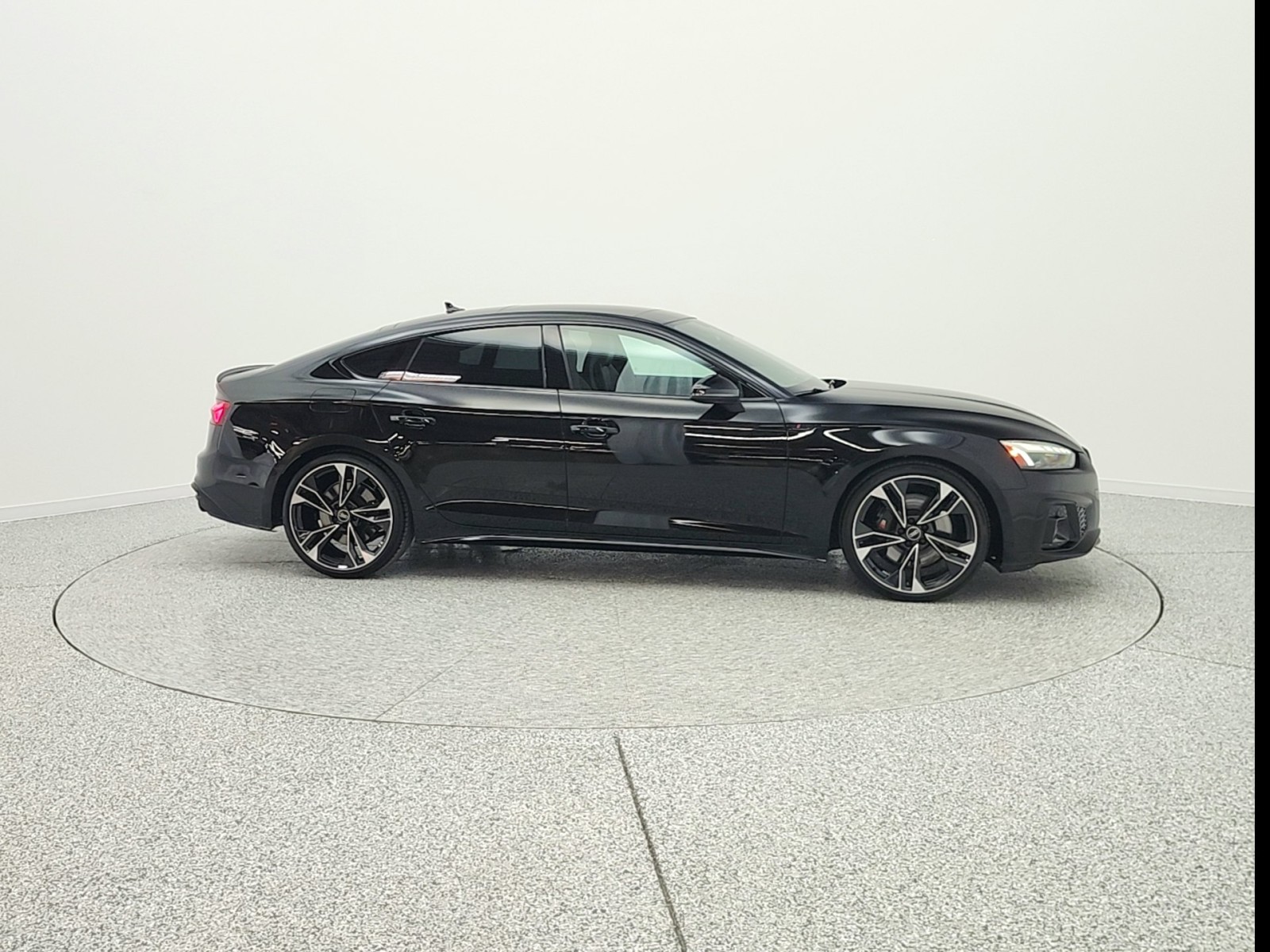 Used 2025 Mythos Black Metallic Audi Premium Plus 3.0 TFSI quattro image 4