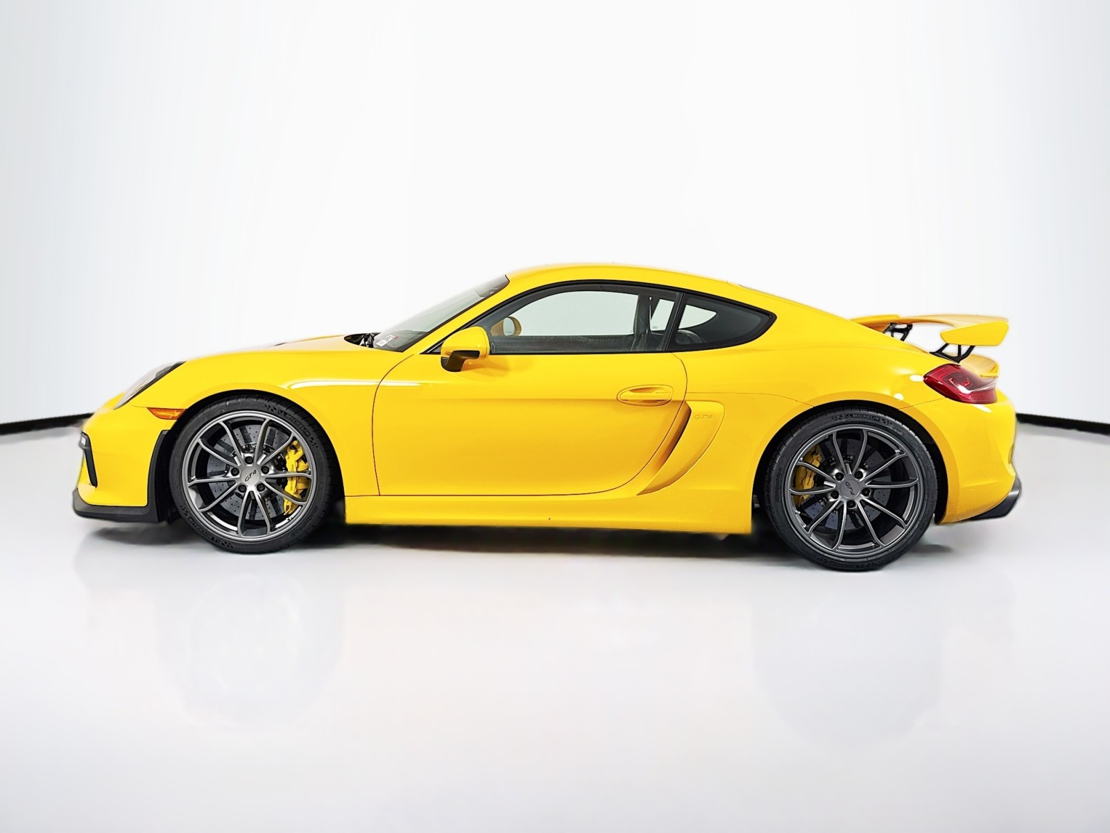 2016 Porsche Cayman GT4 5