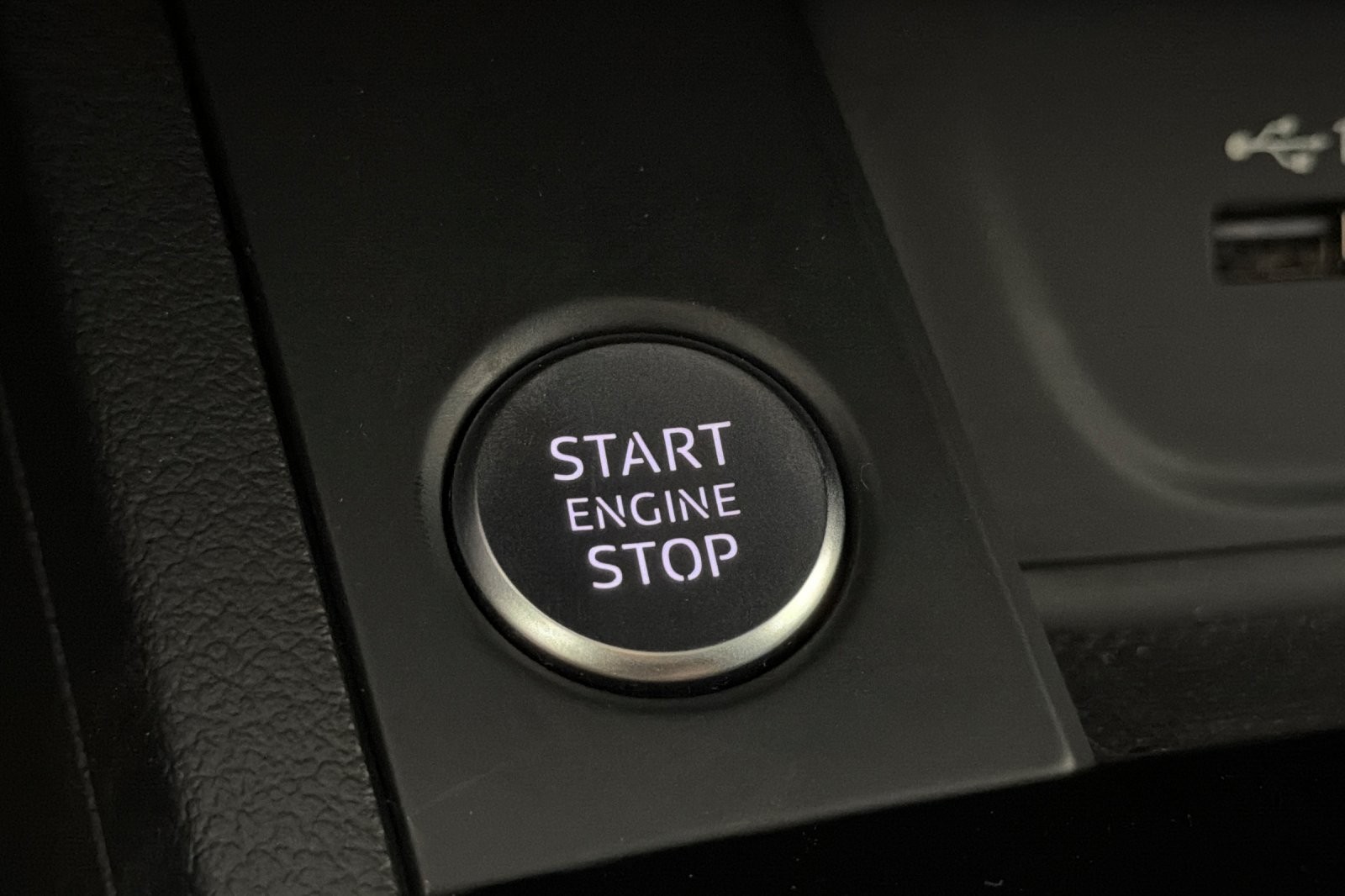 Used 2024 Mythos Black Metallic Audi Premium 40 TFSI quattro image 20