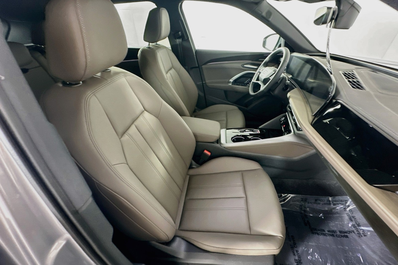 New 2026 Florett Silver Metallic Audi Premium Plus image 8