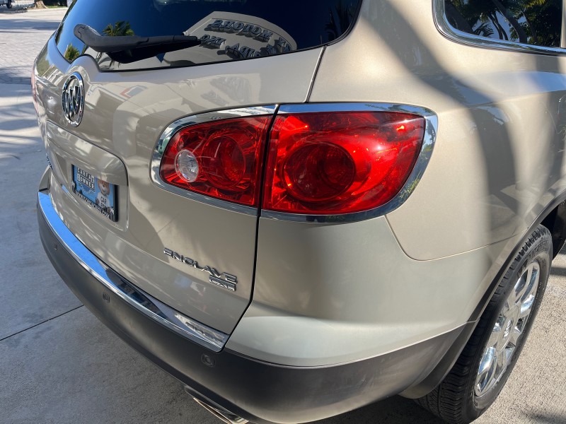 2011 Buick Enclave 1 FL CXL-1 LOW MILES 64,303 SUV in ,