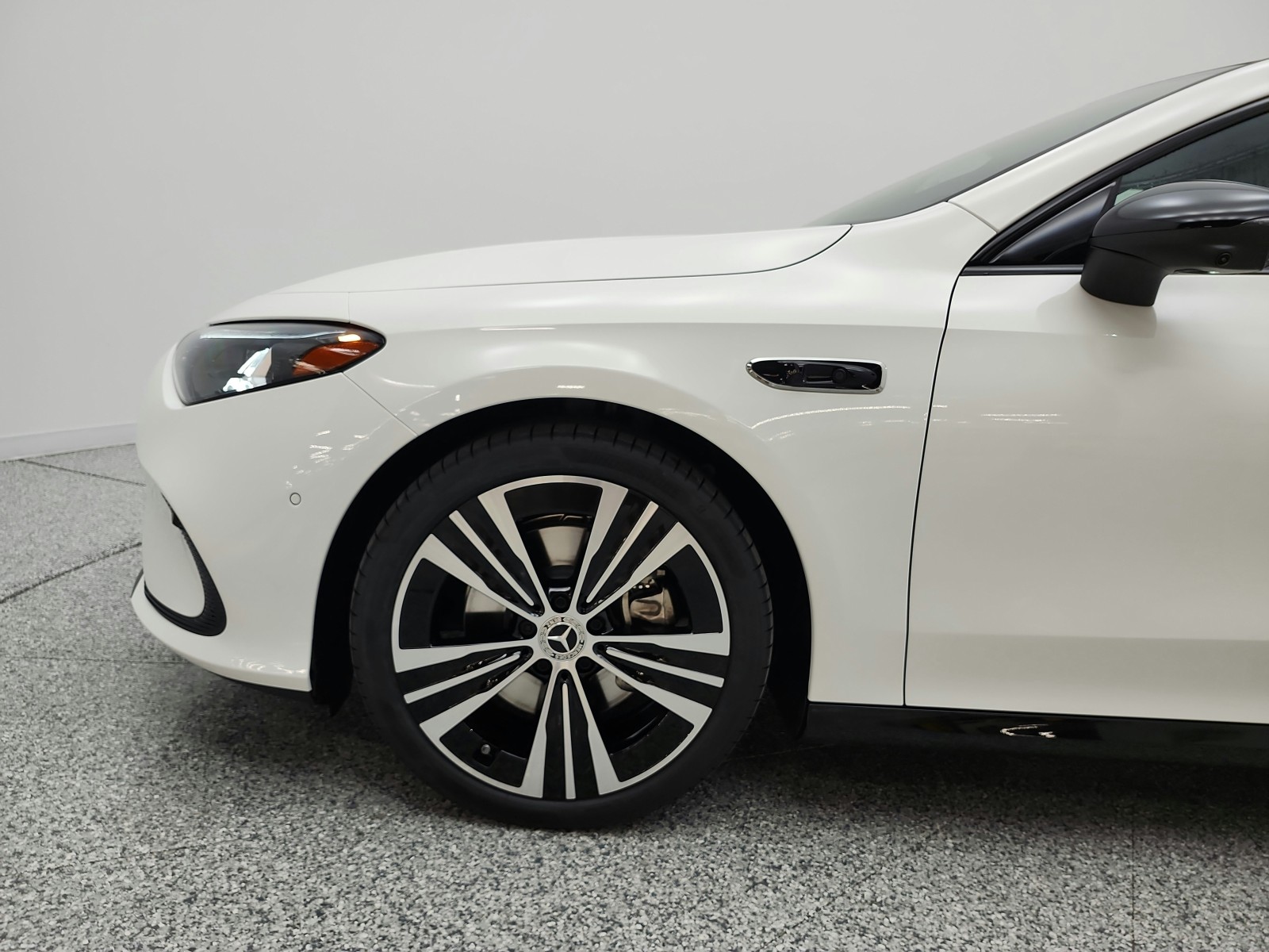 New 2027 Polar White Mercedes-Benz CLA 250+ Electric RWD image 15