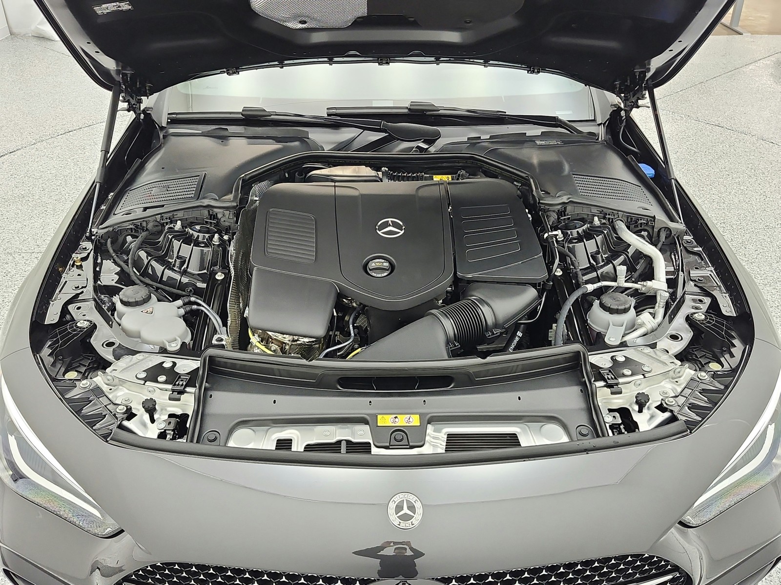 New 2026 Graphite Grey Metallic Mercedes-Benz CLE 300 image 19