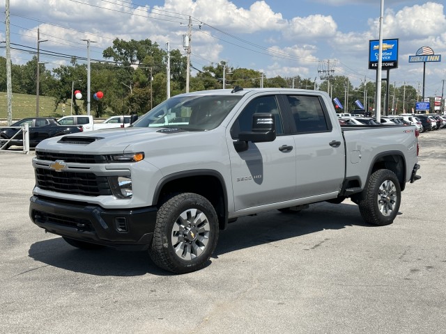 2025 Chevrolet Silverado 2500HD Custom 6