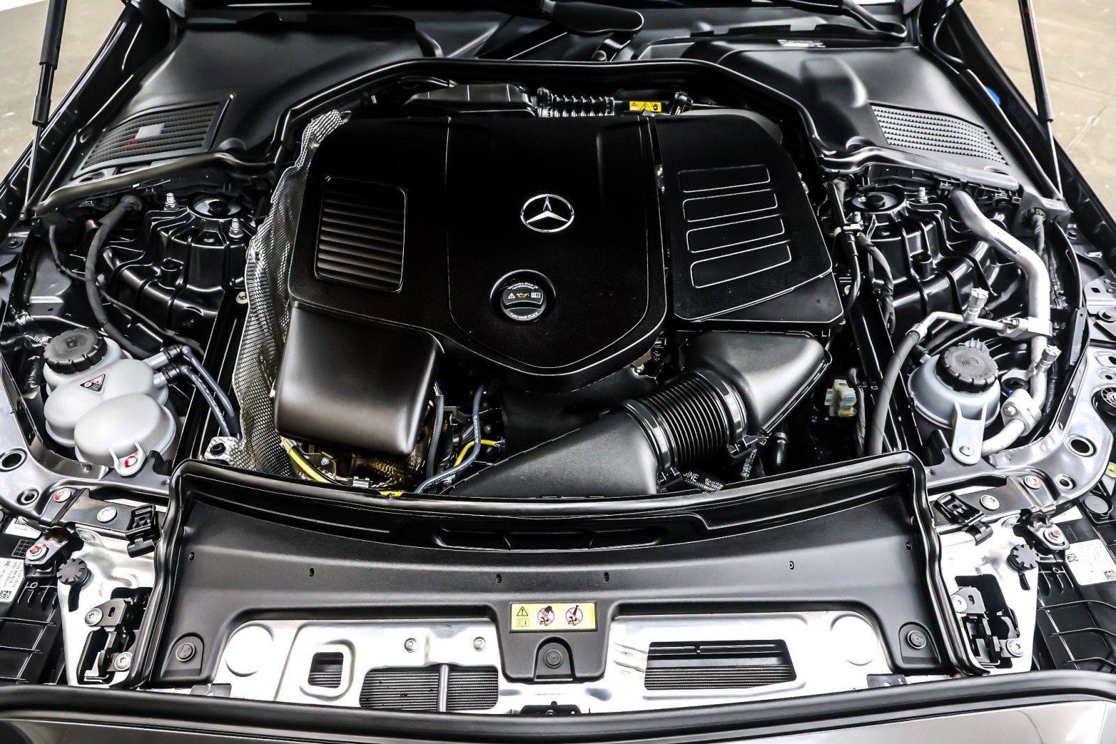 Certified Used 2025 Graphite Grey Metallic Mercedes-Benz C 300 Sedan image 13