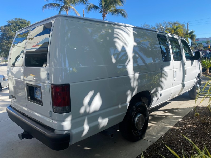 2003 Ford Econoline Cargo Van E 250 SUPER CARGO LOW MILES 67,419 in , 