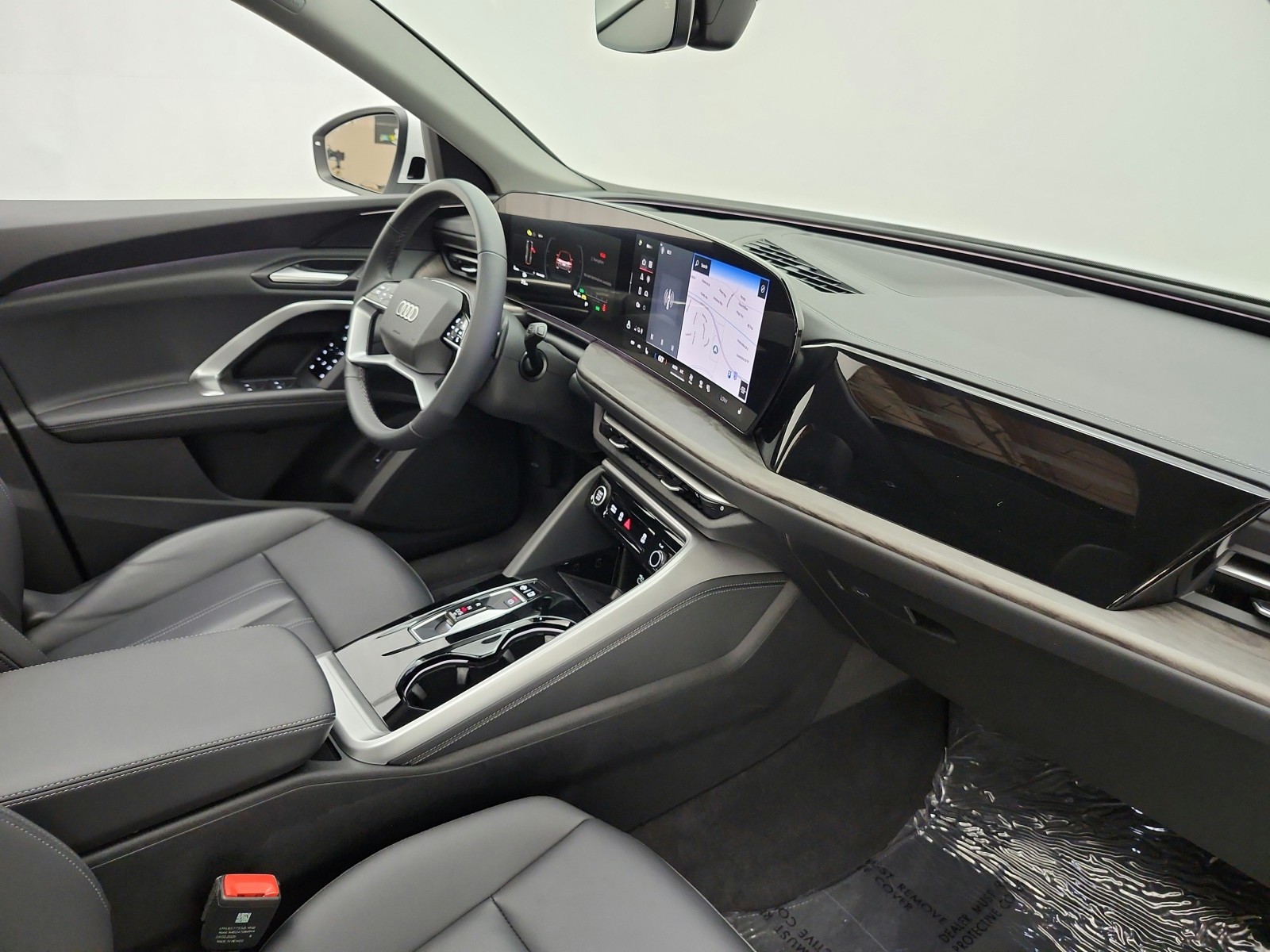 Used 2025 Glacier White Metallic Audi Premium image 30