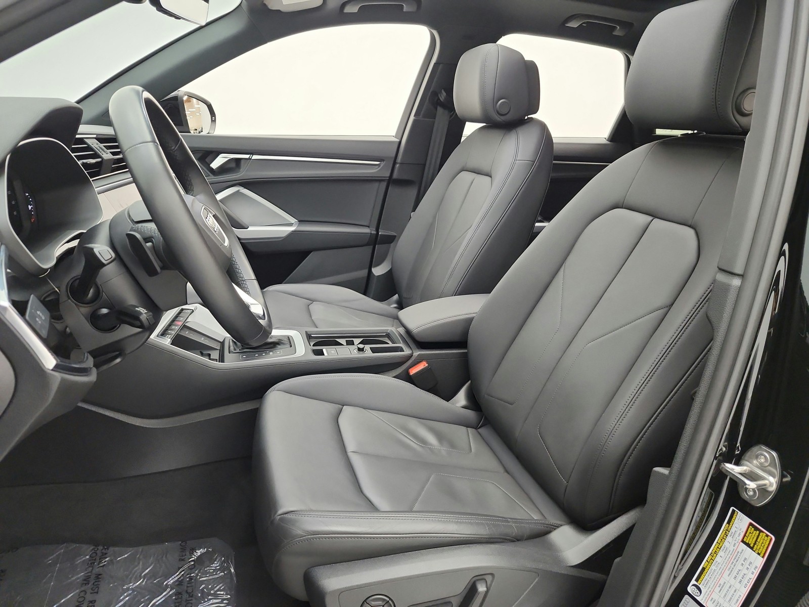 Used 2024 Mythos Black Metallic Audi S line Premium image 13