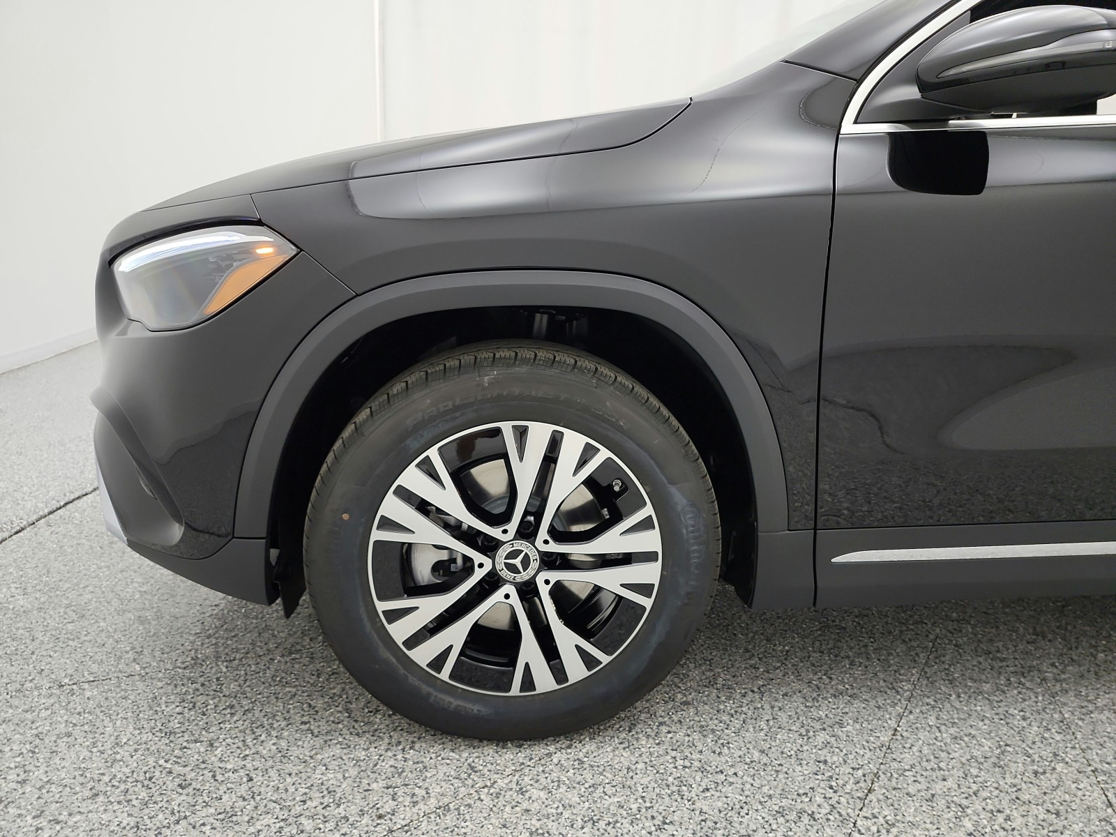New 2026 Night Black Mercedes-Benz GLA 250 SUV image 13