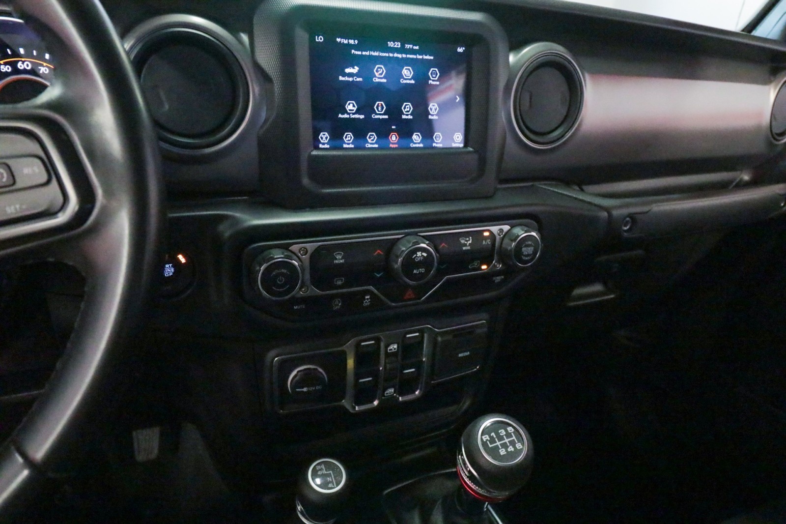 Used Car 2021 Jeep Gladiator  Sport S For Sale Under $35,000 In Austin, Texas
