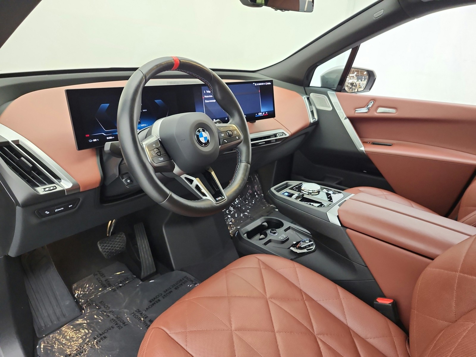Used 2025 Oxide Grey Metallic BMW M60 image 12