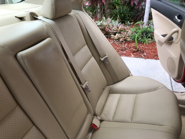 2005 Acura TSX 1 Owner Clean CarFax NAV CD Changer Heated Leather Seats in pompano beach, Florida