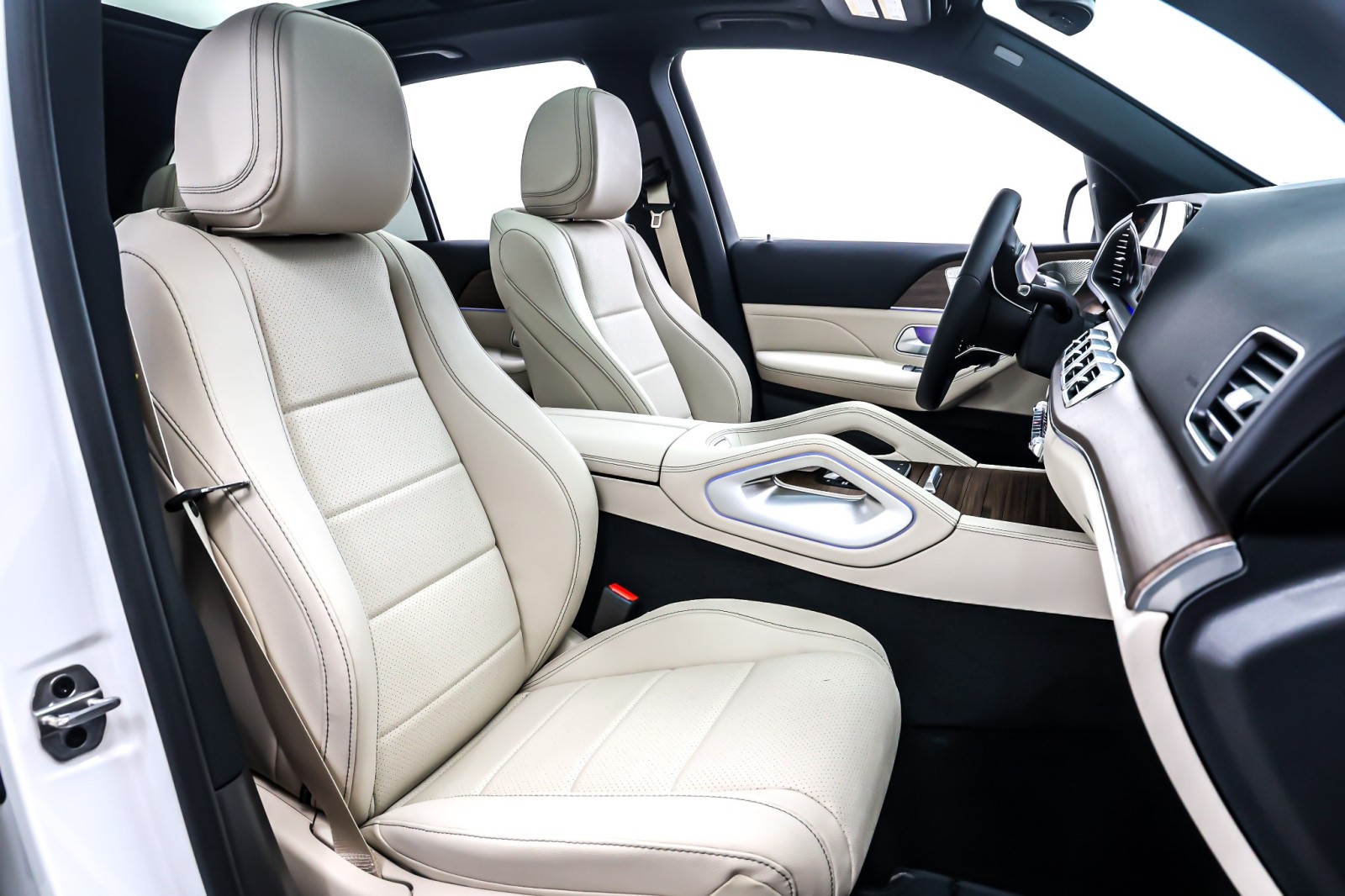 New 2026 Polar White Mercedes-Benz GLE 350 image 7