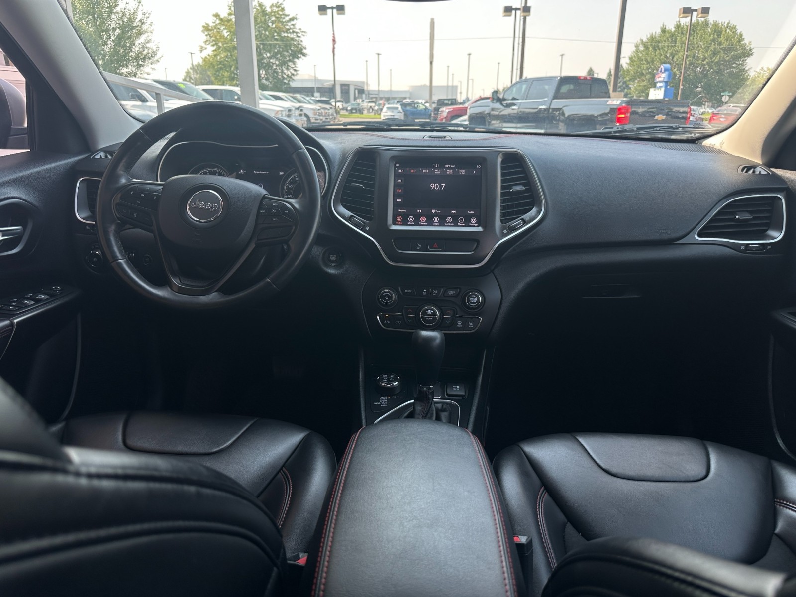 2019 Jeep Cherokee Trailhawk 27