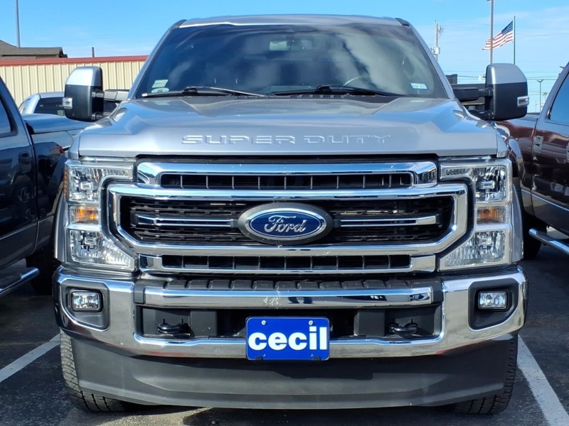  2022 Ford F-250 Super Duty Lariat Crew Cab 4WD   
