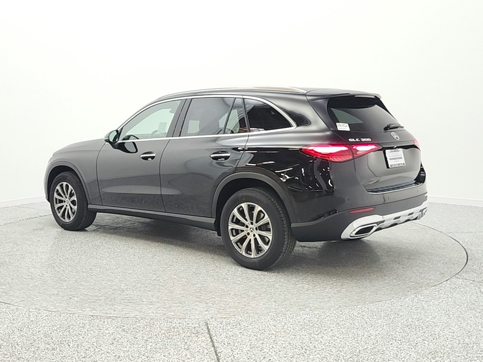 New 2026 Black Mercedes-Benz GLC 300 image 7