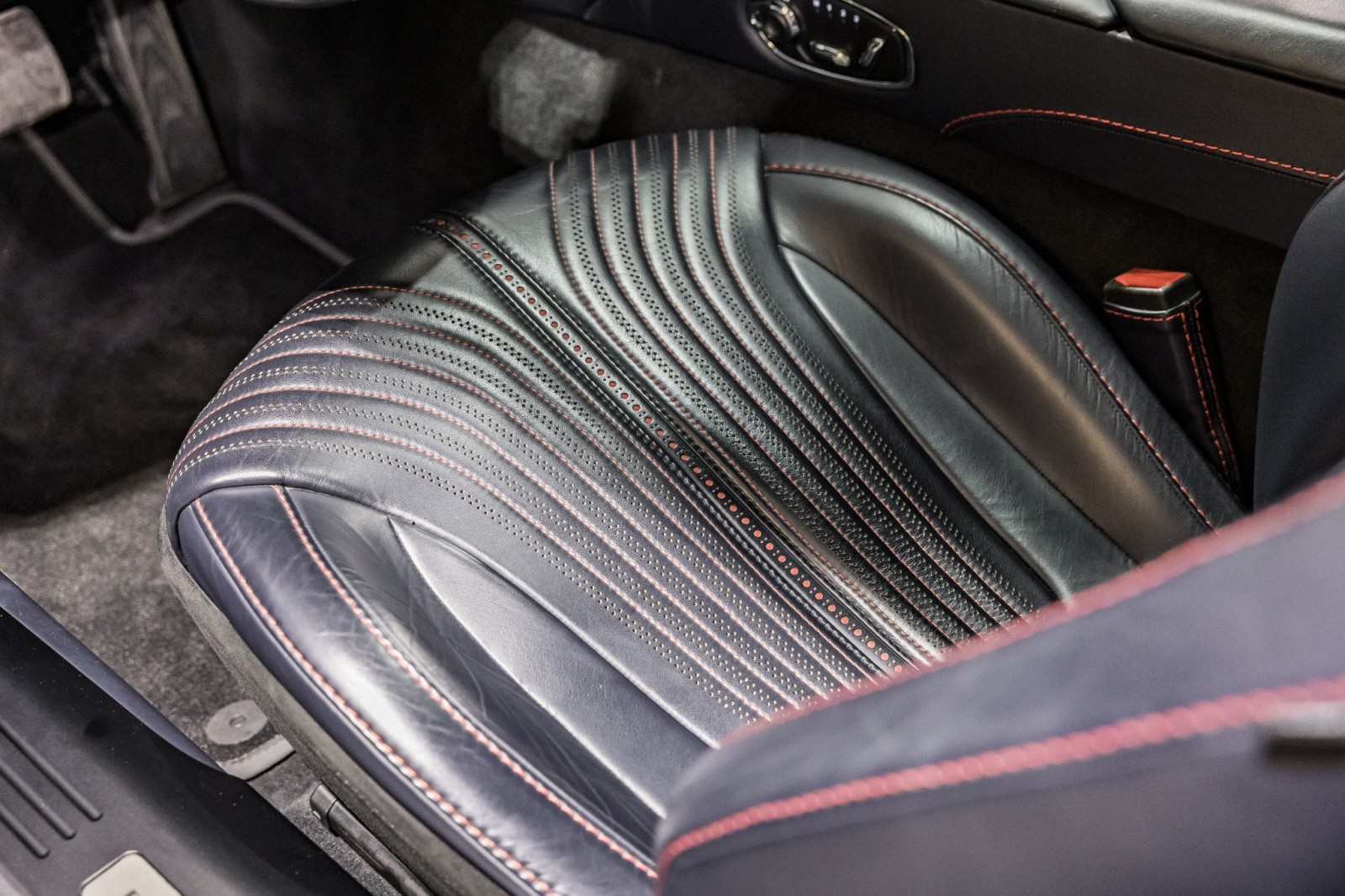 Used Car 2017 Aston Martin Db11  - Frosted Glass Blue Paint - Exterior Black Pack - Premium Audio For Sale Under $110,000 In Boerne, Texas