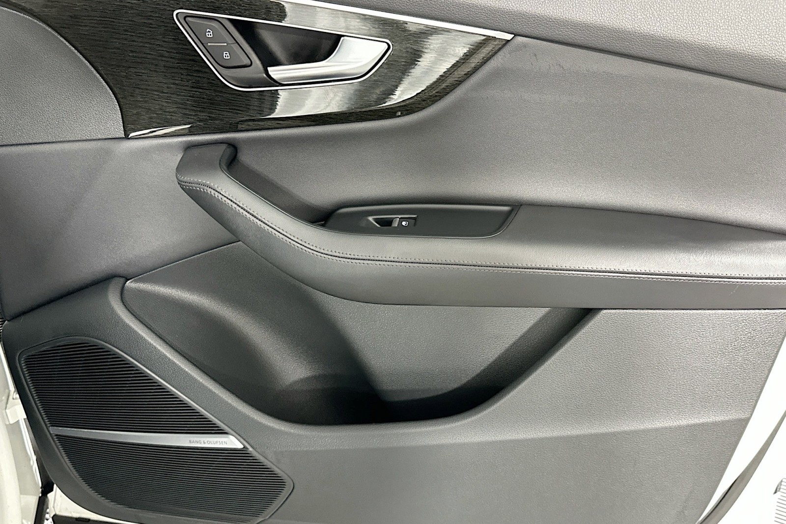 Used 2023 Carrara White Audi Premium Plus image 24