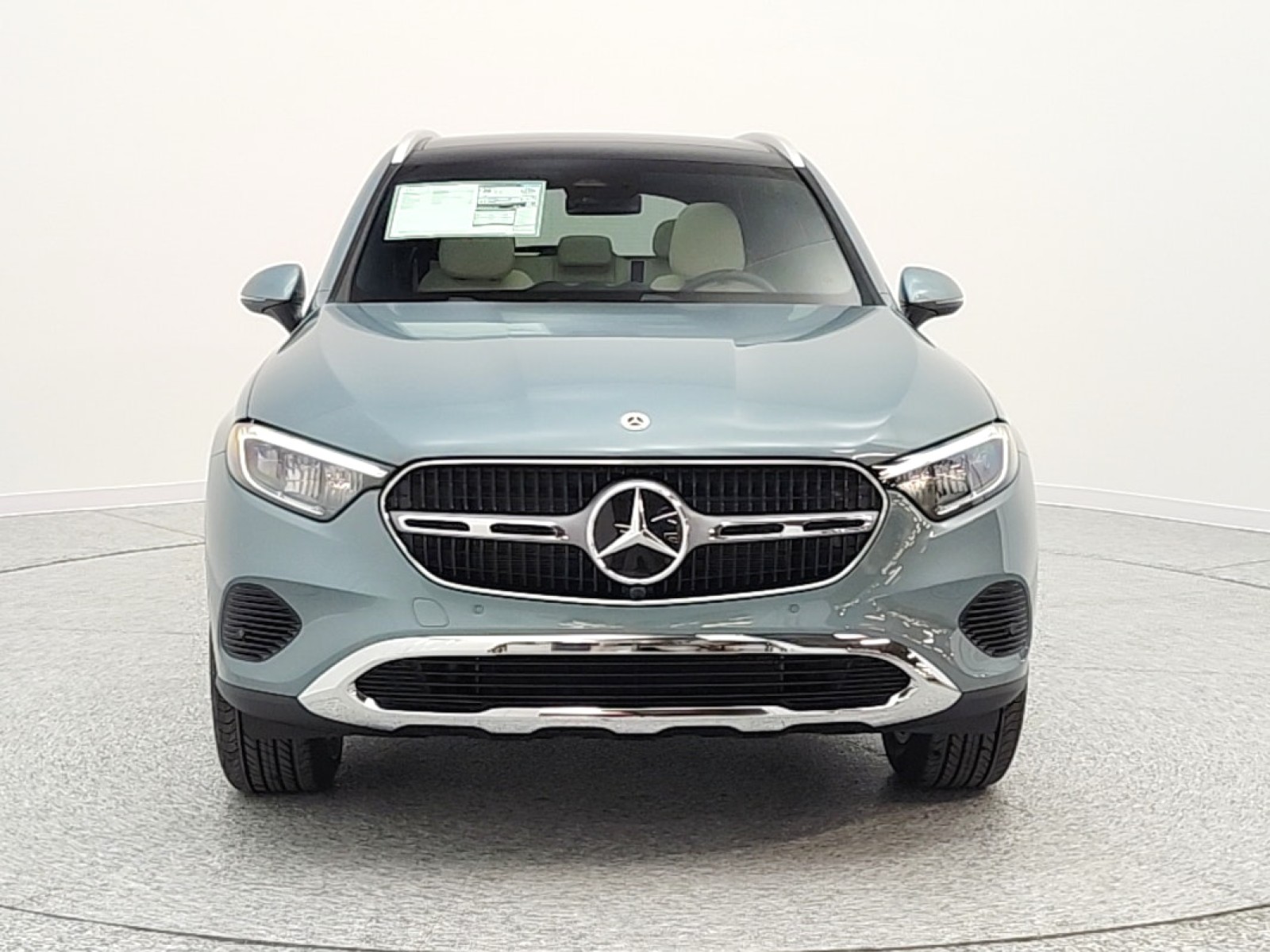 New 2026 Verde Silver Metallic Mercedes-Benz GLC 300 image 2