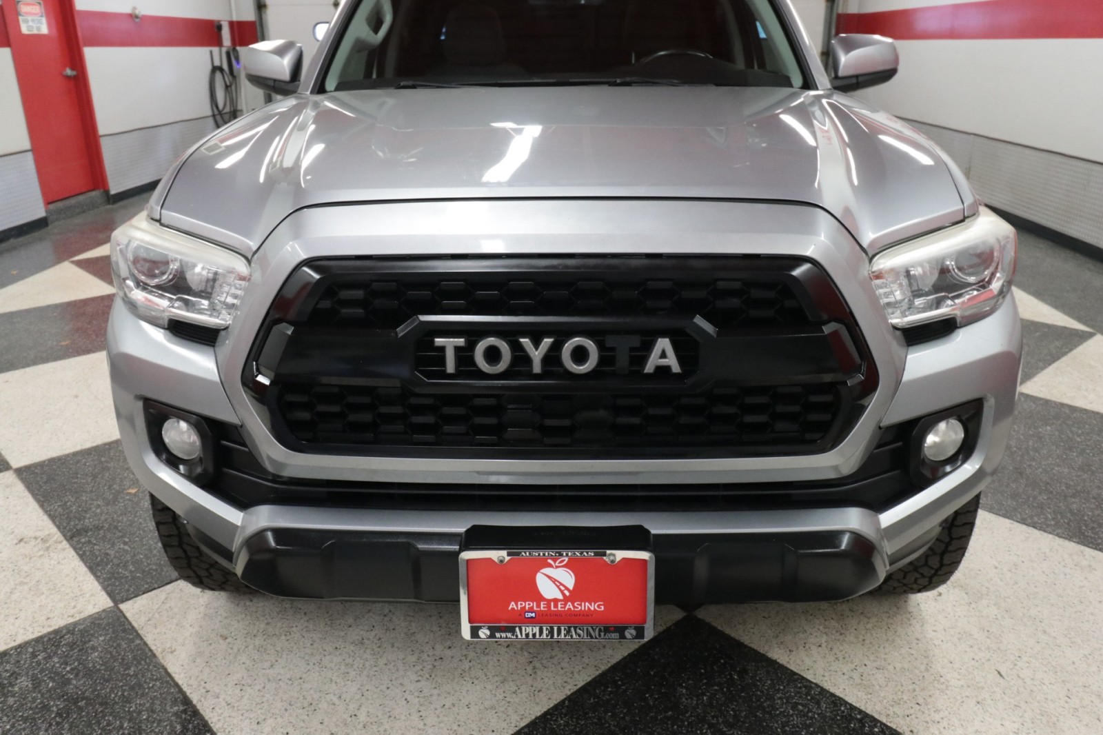 Used Car 2018 Toyota Tacoma  Sr5 For Sale Under $25,000 In Austin, Texas