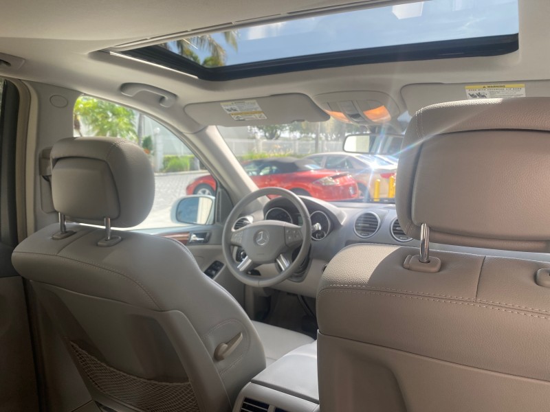 2008 Mercedes-Benz M-Class 3.5L 1 OWNER LOW MILES 48,493 in , 