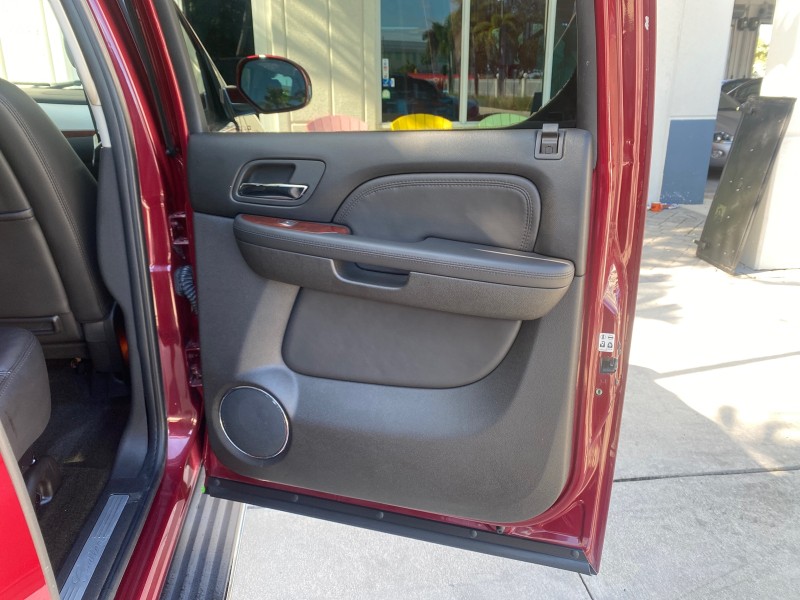 2007 Cadillac Escalade EXT LOW MILES 13,852 1 OWNER 4WD in , 