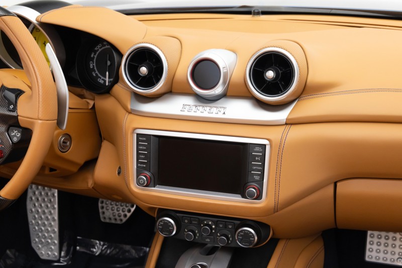 2015 Ferrari California T T in , 