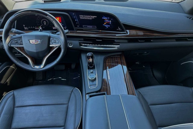 2023 Cadillac Escalade 4WD Premium Luxury 12