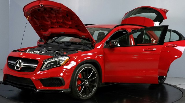 2015 Mercedes-Benz GLA-Class GLA 45 AMG 11