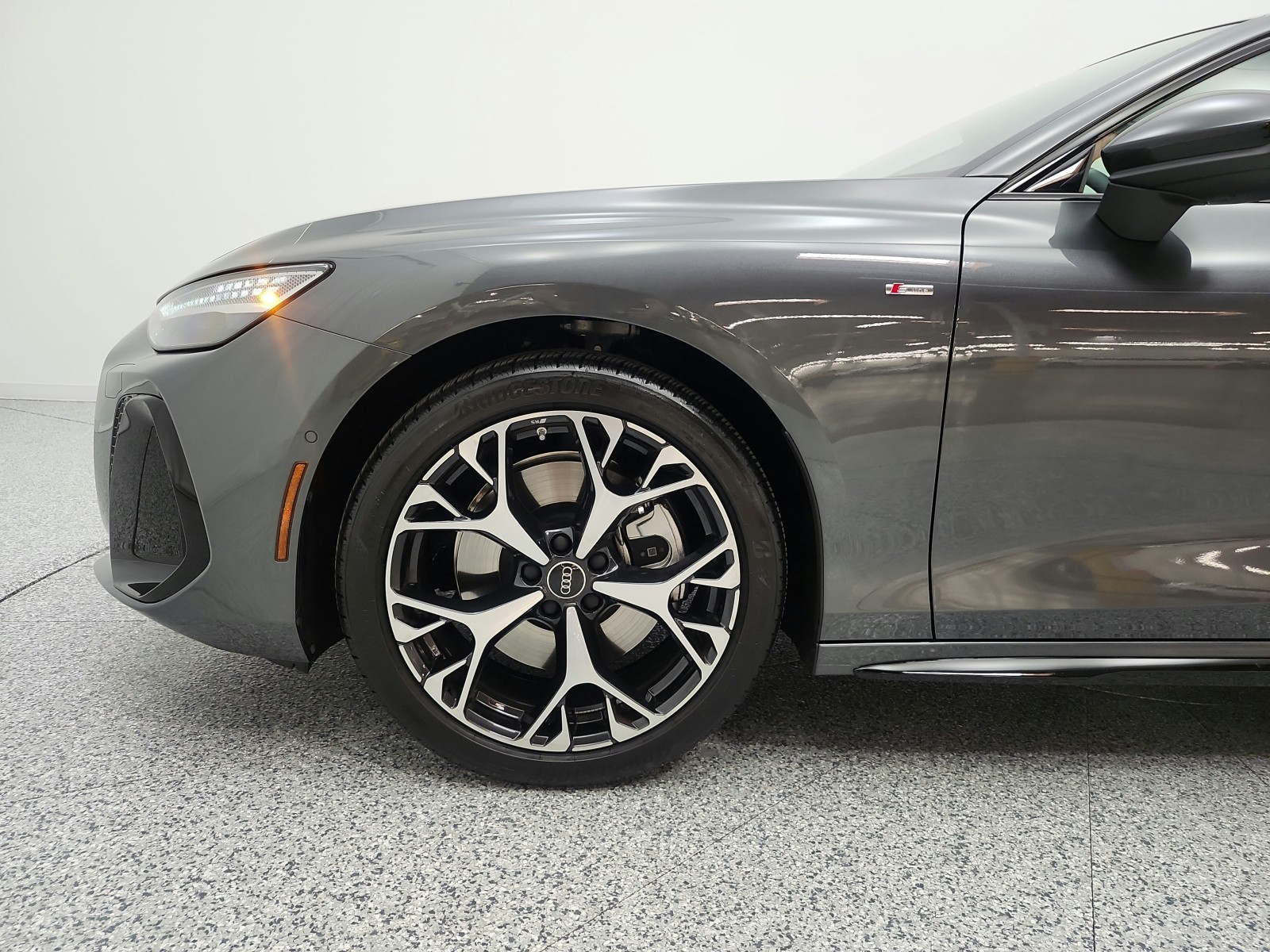 Used 2026 Daytona Gray Pearl Effect Audi Premium Plus quattro image 37