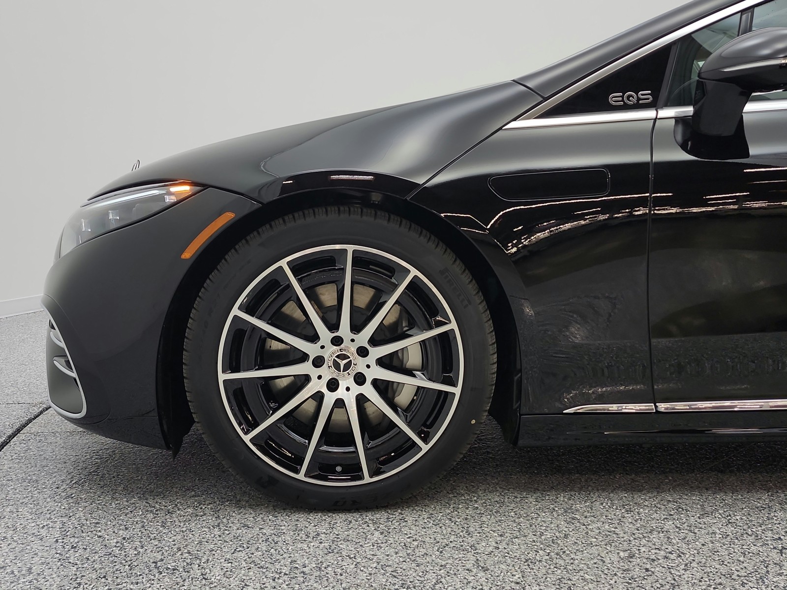 New 2026 Obsidian Black Metallic Mercedes-Benz EQS 450 image 14