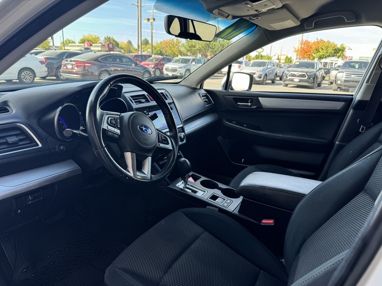 2017 Subaru Outback Premium 12