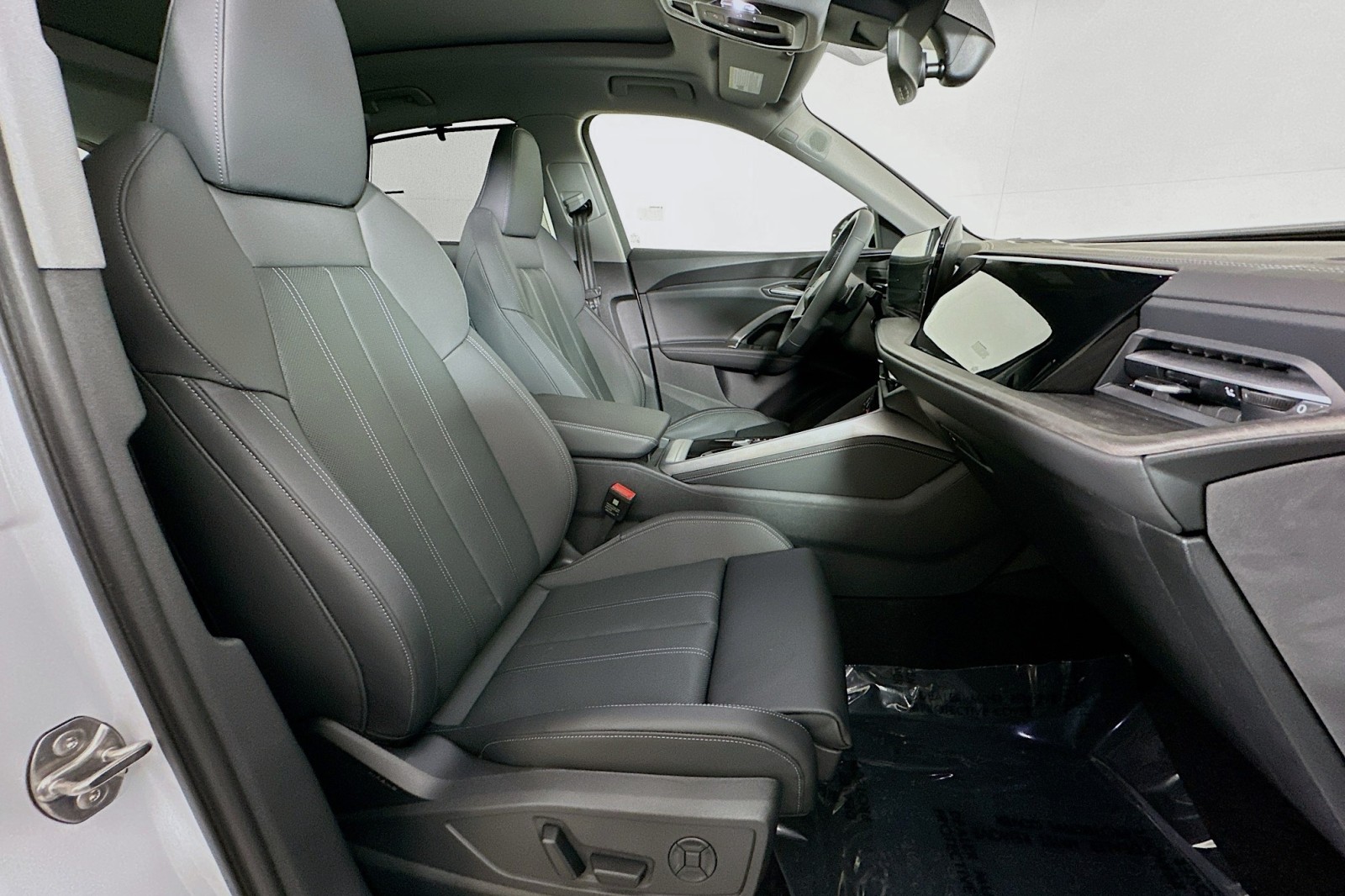 New 2025 Glacier White Metallic Audi Premium Plus image 8